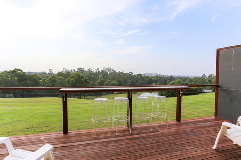 Wine Country Villas - Yamba Accommodation 25