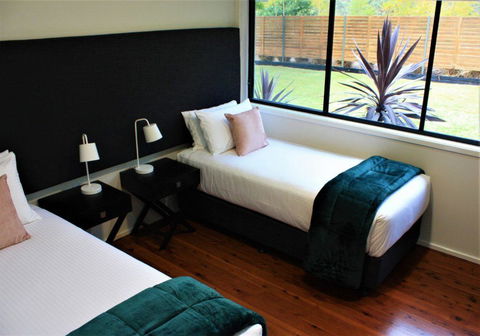 Wine Country Villas - Yamba Accommodation 5
