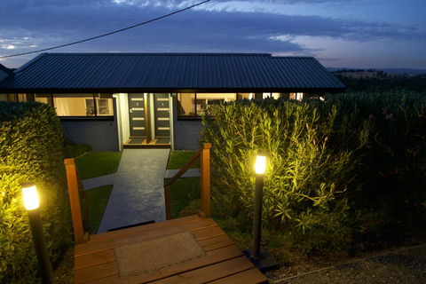 Wine Country Villas - Yamba Accommodation 27