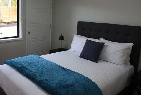 Wine Country Villas - Yamba Accommodation 6