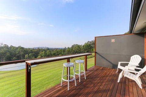 Wine Country Villas - Yamba Accommodation 17