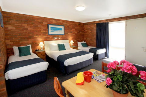 Pelican Motor Inn - Yamba Accommodation 40