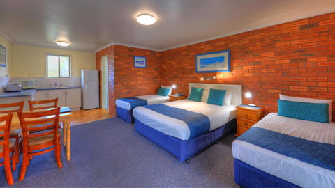 Pelican Motor Inn - Yamba Accommodation 4