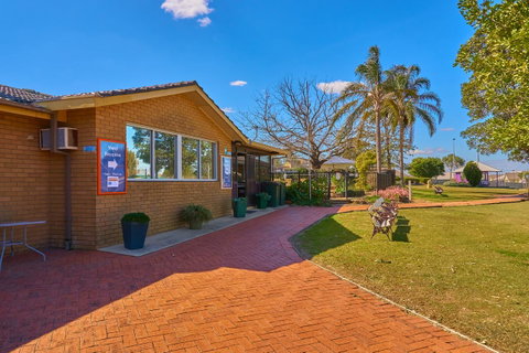 Hunter Oasis - Yamba Accommodation 35
