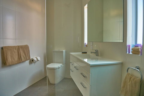 Hunter Oasis - Yamba Accommodation 25