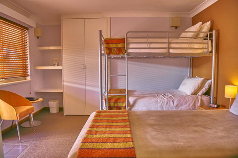 Hunter Oasis - Yamba Accommodation 29