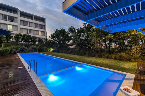 Oaks Nelson Bay Lure Suites - Yamba Accommodation 11
