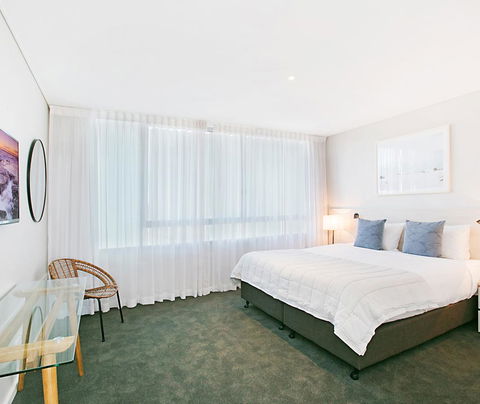 Oaks Nelson Bay Lure Suites - Yamba Accommodation 2
