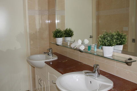 The Boathouse Resort Luxury Apartments - Yamba Accommodation 18