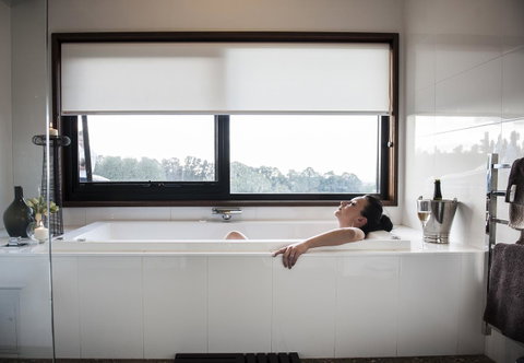 Borrodell Vineyard - Yamba Accommodation 10