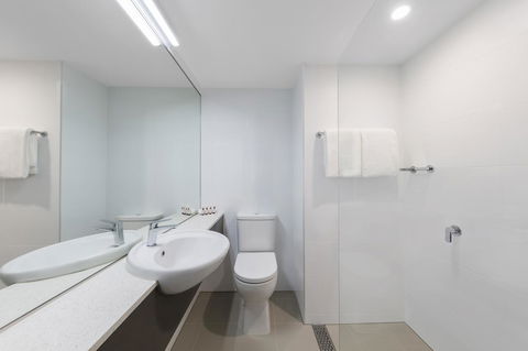 Travelodge Hotel Sydney Airport - Yamba Accommodation 1