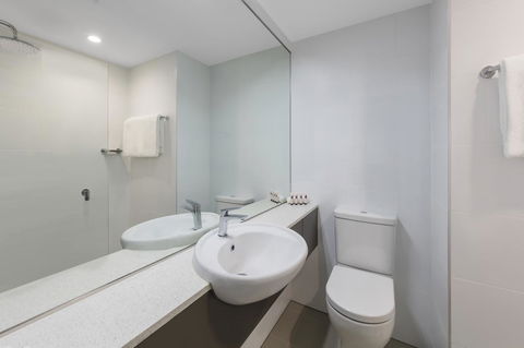 Travelodge Hotel Sydney Airport - Yamba Accommodation 25