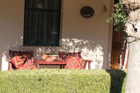 Boot Makers Cottage - Yamba Accommodation 2