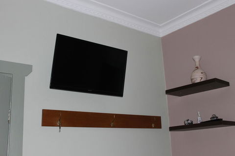Boot Makers Cottage - Yamba Accommodation 14