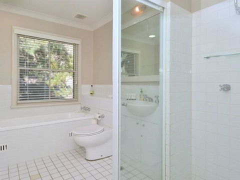 Villa 3br Chianti Villa Located Within Cypress Lakes Resort - Yamba Accommodation 10