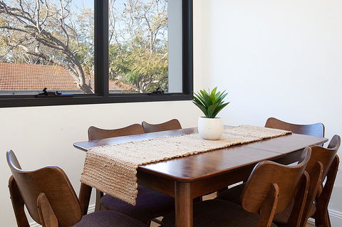 Stylish Apartment With Garage Near Bondi Beach - Yamba Accommodation 10