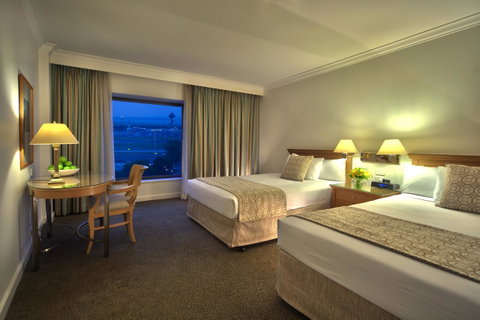 Stamford Plaza Sydney Airport Hotel & Conference Centre - Yamba Accommodation 7