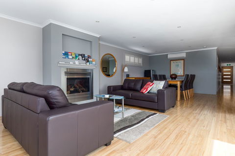 The Edgewater On Greville - Yamba Accommodation 12