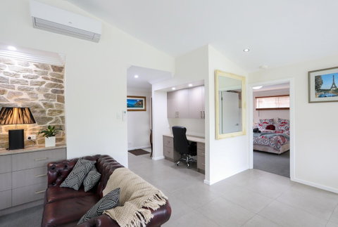 Armidale Cottage - House 2 - Yamba Accommodation 9
