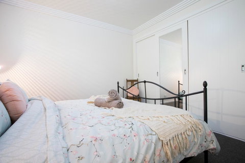 Armidale Cottage - House 2 - Yamba Accommodation 24