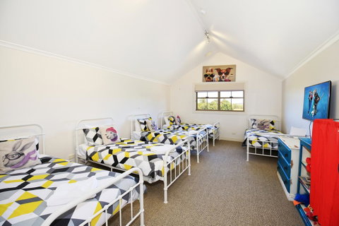 Terara Riverside Retreat - Yamba Accommodation 12
