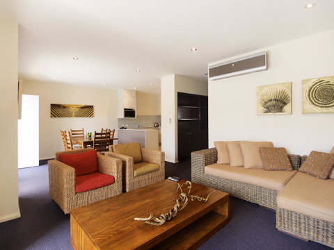 Oaks Port Stephens Pacific Blue Resort - Yamba Accommodation 5