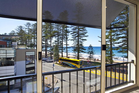 Manly Paradise Motel & Apartments - Yamba Accommodation 4