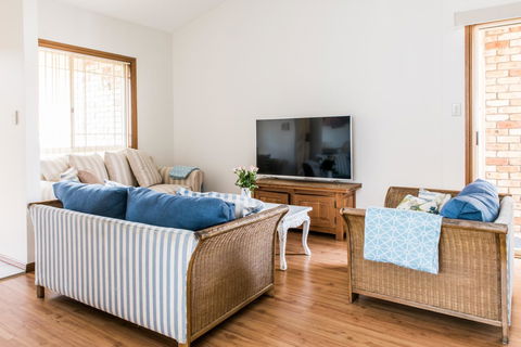 Ambience - Yamba Accommodation 6