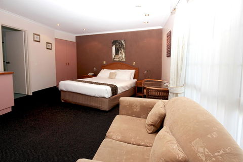 Sapphire Waters Motor Inn - Yamba Accommodation 6