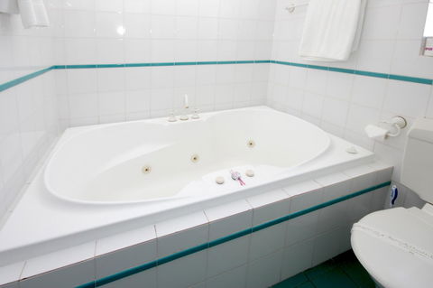 Sapphire Waters Motor Inn - Yamba Accommodation 25