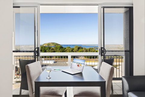 The Observatory Self Contained Apartments - Yamba Accommodation 20