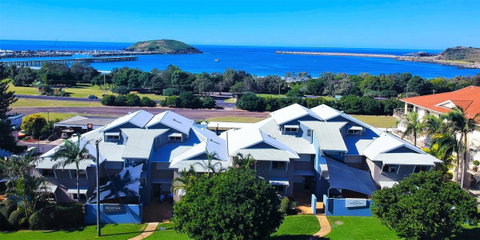 The Observatory Self Contained Apartments - Yamba Accommodation 0