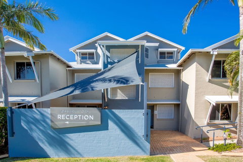 The Observatory Self Contained Apartments - Yamba Accommodation 18