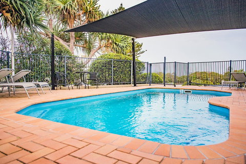 The Observatory Self Contained Apartments - Yamba Accommodation 8