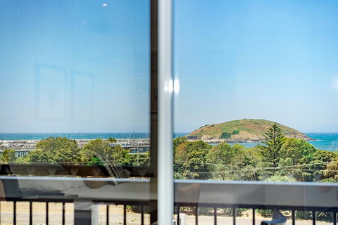 The Observatory Self Contained Apartments - Yamba Accommodation 2