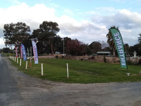 Allonville Gardens Motel - Yamba Accommodation 2