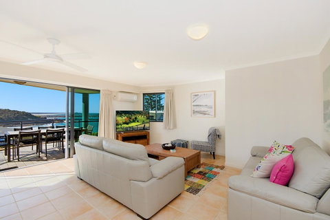 The Cove Yamba - Yamba Accommodation 11