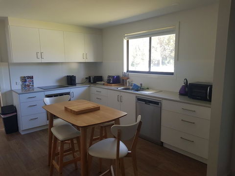 Golden Hill Cottage - Yamba Accommodation 10