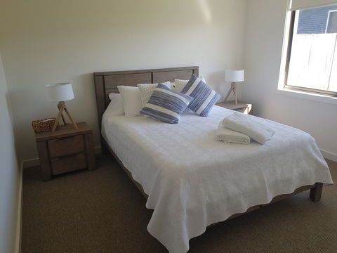 Golden Hill Cottage - Yamba Accommodation 6