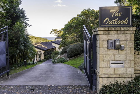 The Outlook Cabana - Yamba Accommodation 22