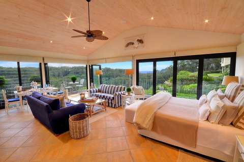 The Outlook Cabana - Yamba Accommodation 6