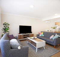 Abode  Culburra - Pet Friendly - 4 Mins to Beach - Yamba Accommodation