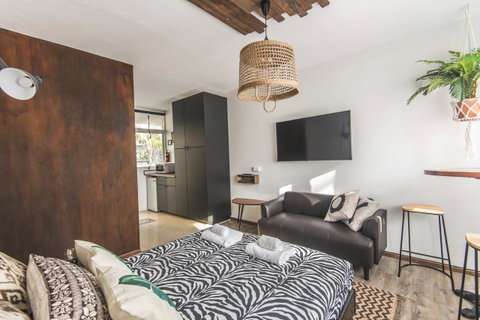 Designer Studios Manly - Yamba Accommodation 28
