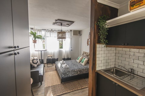 Designer Studios Manly - Yamba Accommodation 31
