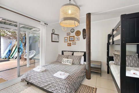 Designer Studios Manly - Yamba Accommodation 39