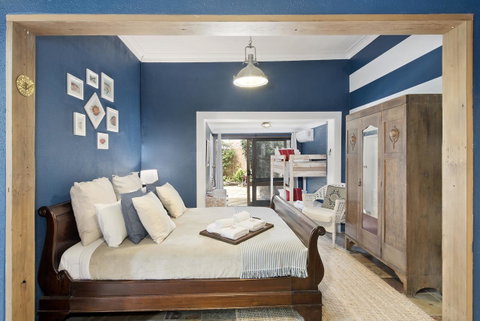 Designer Studios Manly - Yamba Accommodation 11