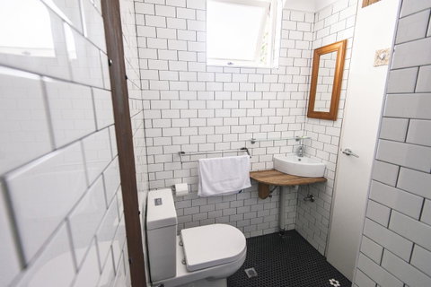Designer Studios Manly - Yamba Accommodation 33
