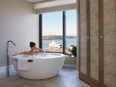 Four Seasons Hotel Sydney - Yamba Accommodation 39
