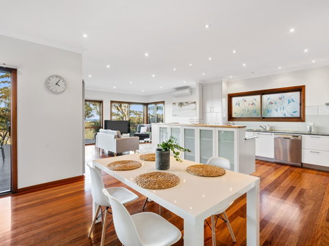 The Beach House Terrigal - Yamba Accommodation 4