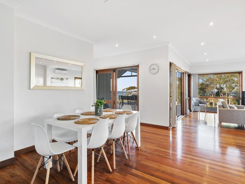 The Beach House Terrigal - Yamba Accommodation 3